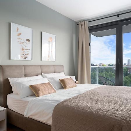 Shs Homes-Luxe Highrise, 2 Bedrooms, Kitchen, Free Parking, Stunning View, Large Tarrasse, Workspace Hasselt Luaran gambar