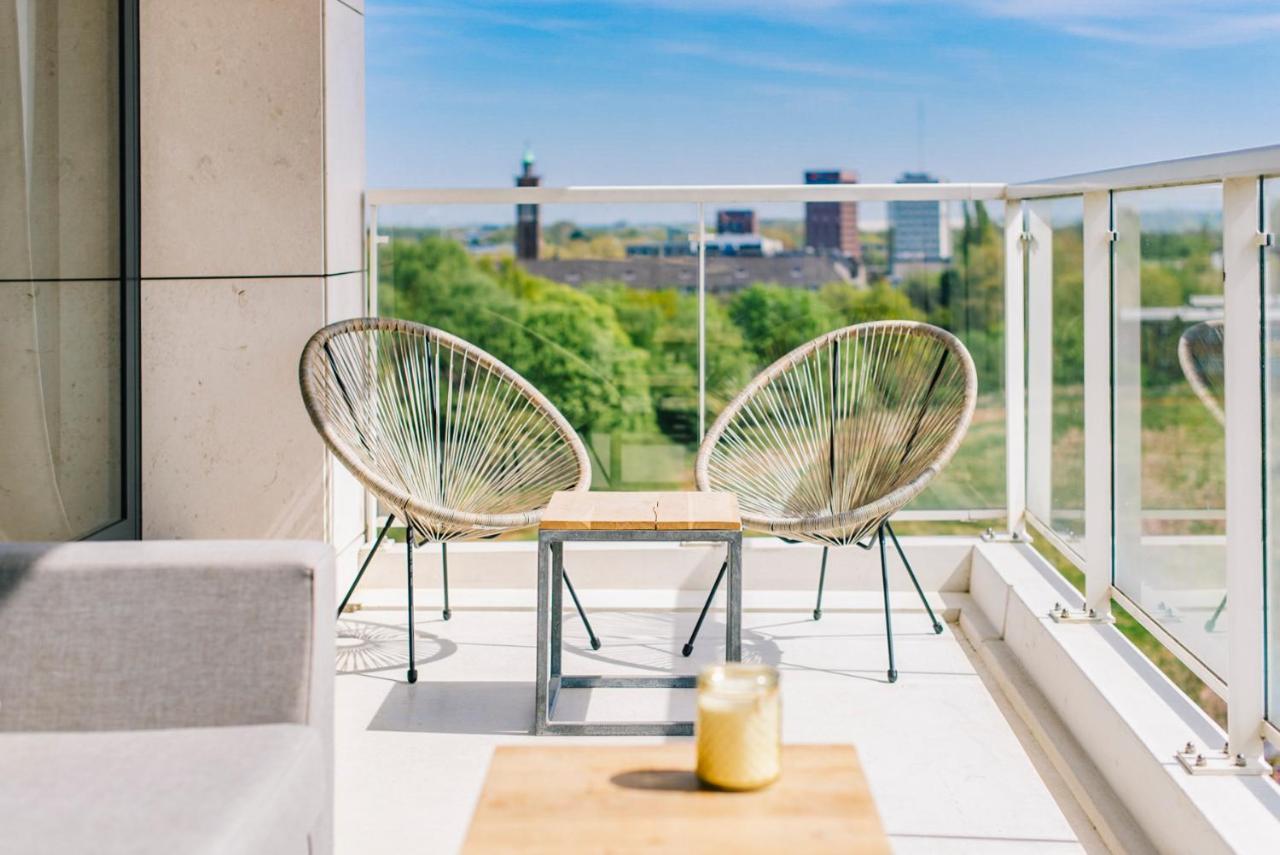 Shs Homes-Luxe Highrise, 2 Bedrooms, Kitchen, Free Parking, Stunning View, Large Tarrasse, Workspace Hasselt Luaran gambar